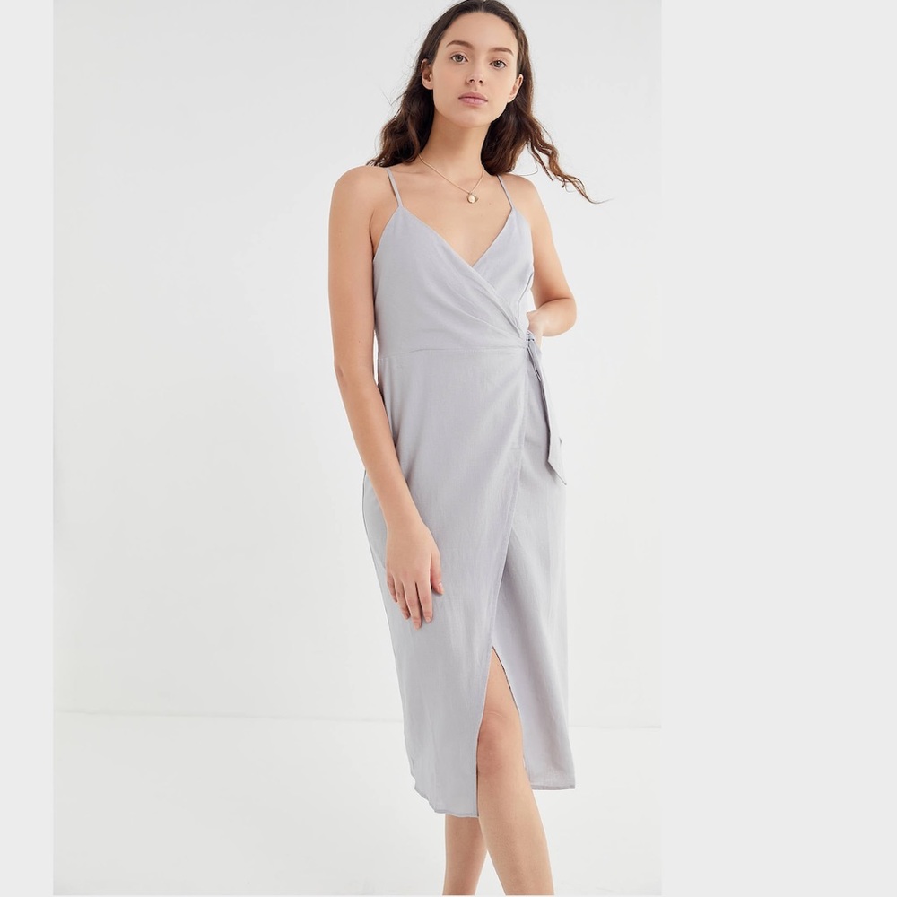 COPY - UO Quebec Linen Side Tie Midi Wrap Dress